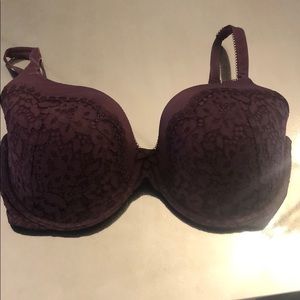 Body by Victoria’s Secret maroon lace bra. 36DDD